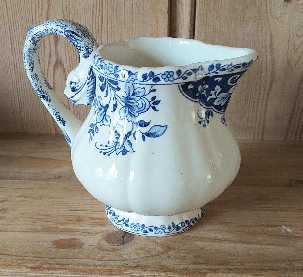 Pot à lait ancien  - faïence de Gien, Antiquités & Art, Antiquités | Céramique & Poterie, Enlèvement ou Envoi
