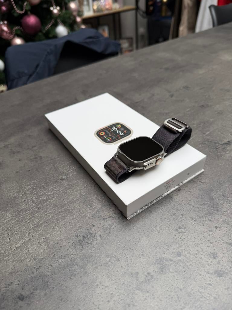 Apple Watch Ultra 2, 4G, 49 mm, bracelet alpine, taille M, Bijoux, Sacs & Beauté, Montres connectées, Comme neuf, iOS, Violet