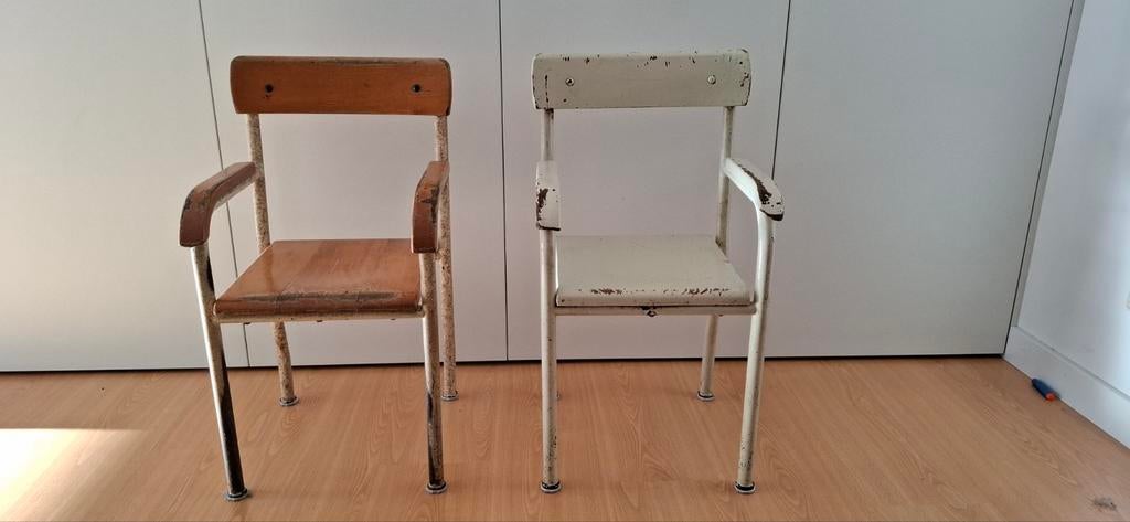 2 oude vintage retro schoolstoelen, Huis en Inrichting, Ophalen
