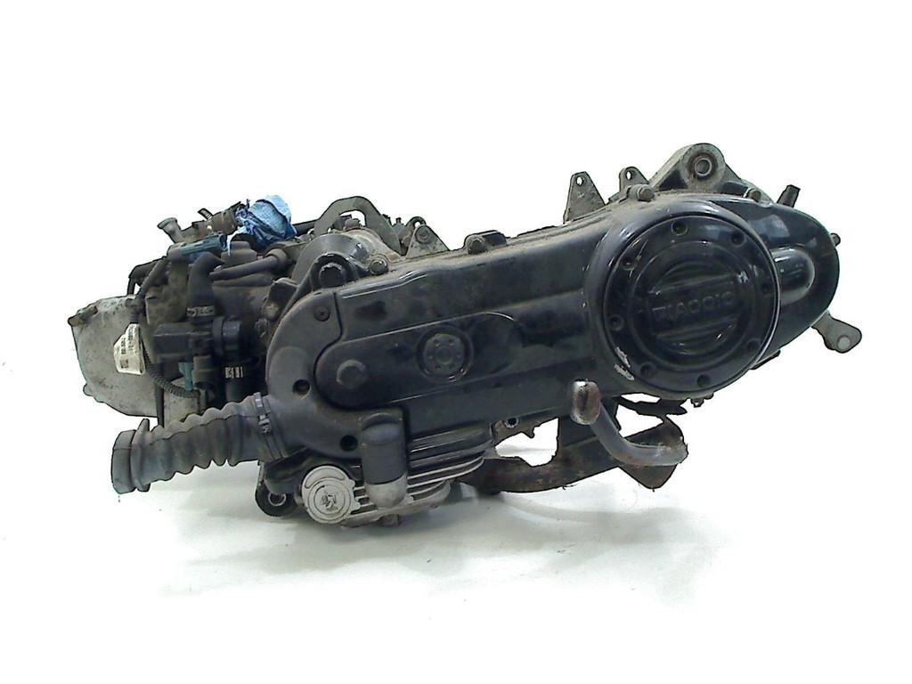 BLOC MOTEUR Sprint 4T 2021-2025 (C25 E5 iGET EMEA 50cc), Utilisé, Autres types, Piaggio