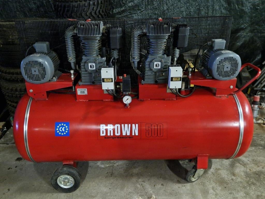 Brown tandem compressor 1.454 l/min 500 liter tank, Doe-het-zelf en Bouw, Compressors, Ophalen, Mobiel, Gebruikt, 800 liter/min of meer