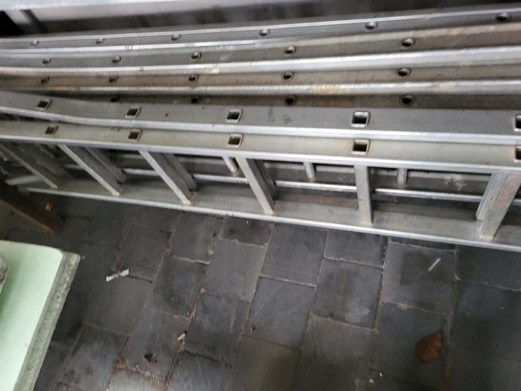 Verschillinde alu ladder, Ophalen, Volkswagen