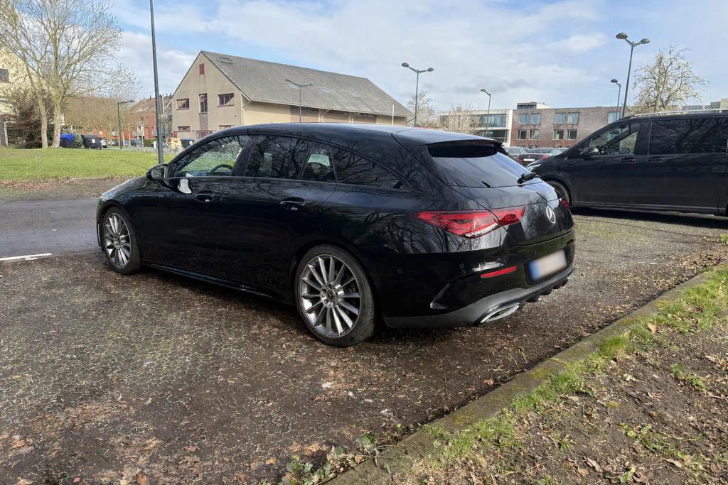 Mercedes CLA 200 AMG LINE, CLA, Zwart, 4 cilinders, Zwart