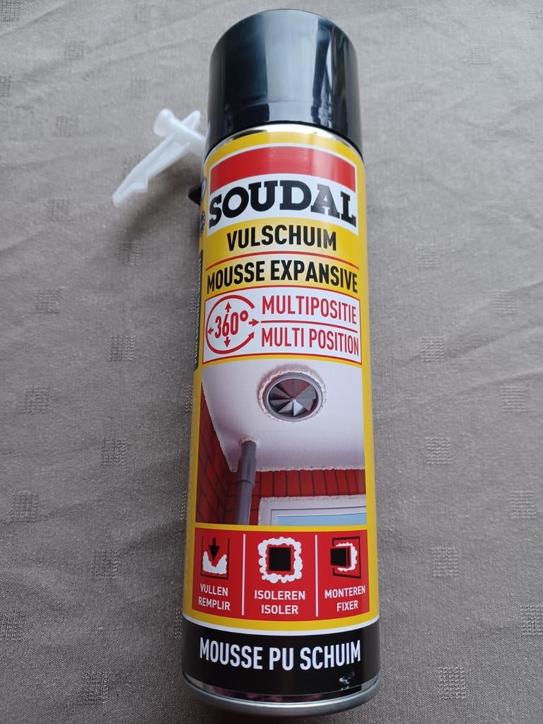 Vulschuim/pu schuim Soudal, Doe-het-zelf en Bouw, Ophalen, Nieuw, Overige materialen