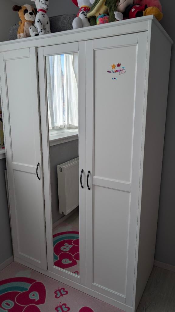 Songes en Ikea-kledingkast, Ophalen, Zo goed als nieuw