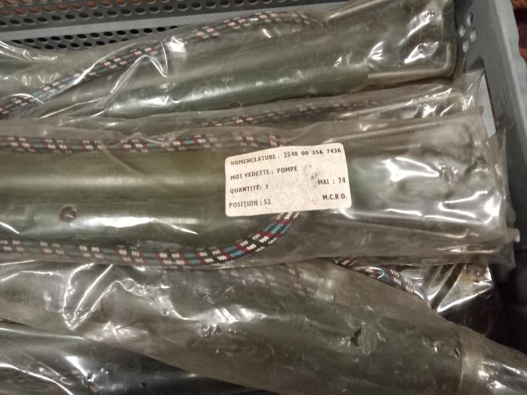 Voetpomp voor fietsen of andere, Verzamelen, Militaria | Algemeen, Ophalen