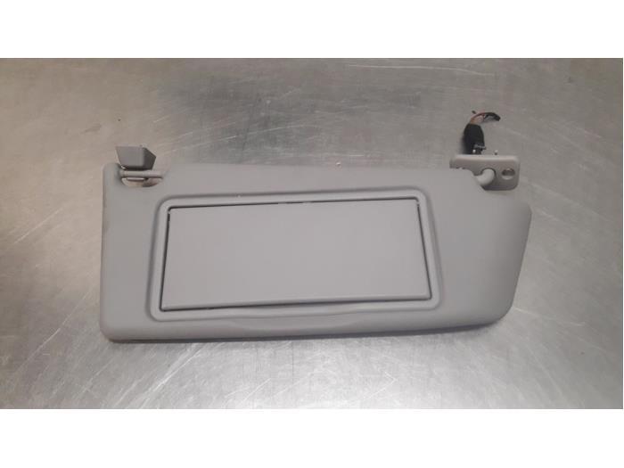 Zonneklep van een Opel Astra (Astra H 04-), Gebruikt, -, -, Opel