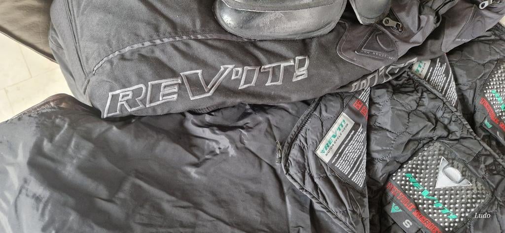 Motorbroeken merk Rivit met uitneembare binnenbroek. S en L, Ophalen