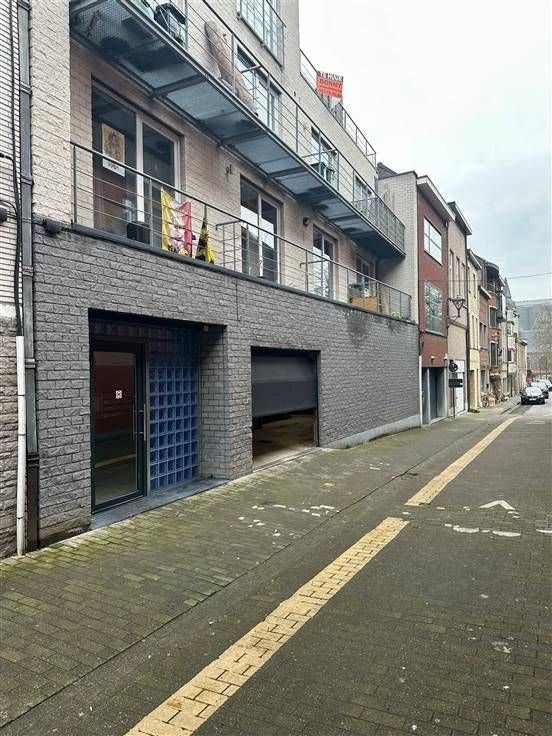 Staanplaats te huur in centrum Aalst, Immo, Garages en Parkeerplaatsen