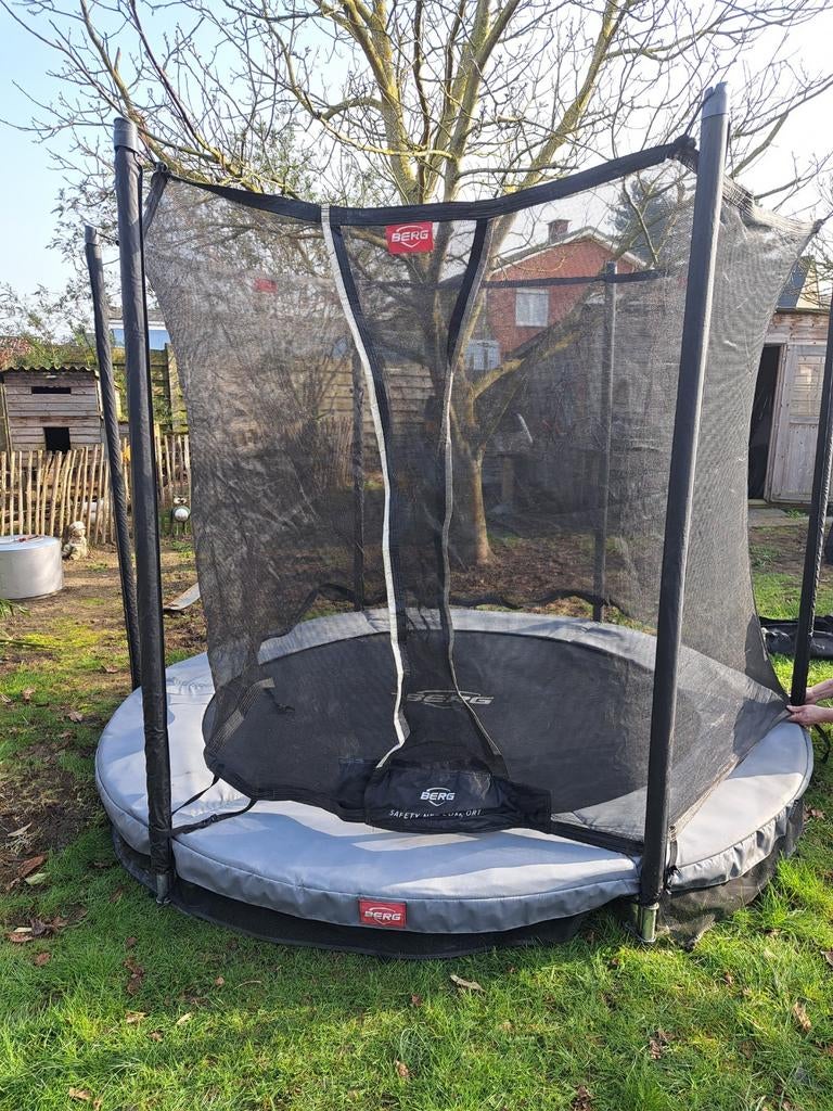 Berg Trampoline 2m70  met veiligheidsnet, Ophalen