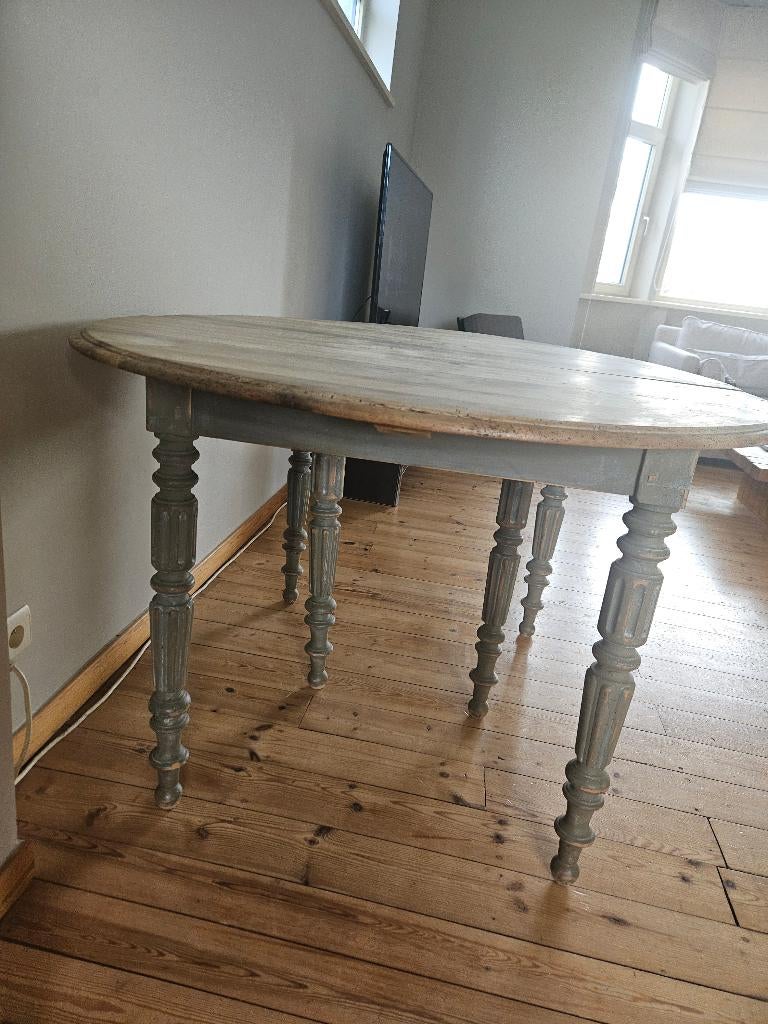 Table en noyer, Cinq personnes ou plus, Enlèvement, Utilisé, Autres essences de bois