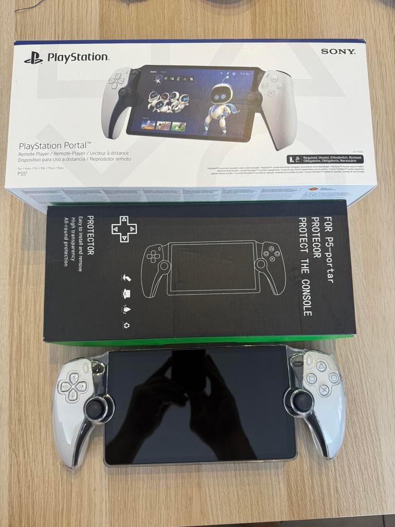 PlayStation PS Portal met hardcase, Ophalen, Zo goed als nieuw