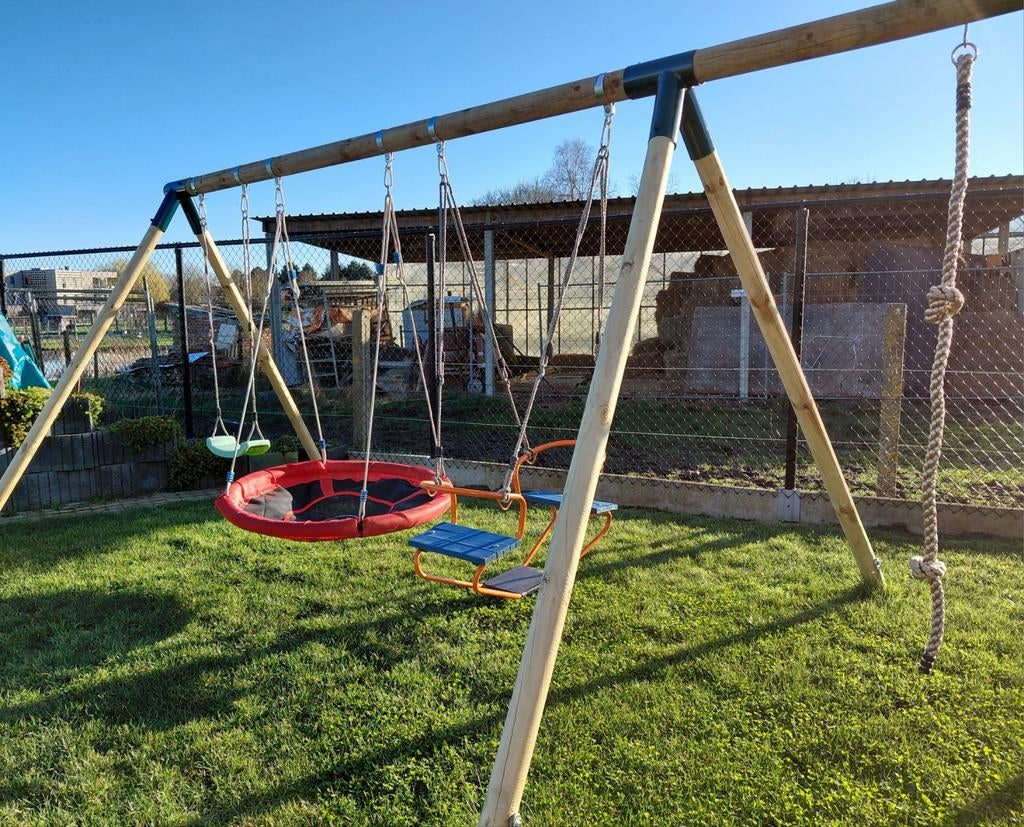 Schommel als nieuw, Kinderen en Baby's, Speelgoed | Buiten | Speeltoestellen, Ophalen, Schommel