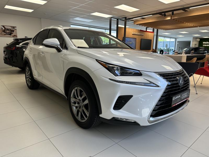 Lexus NX 300H 2.5 HYB NX300h EXECUTIVE LINE, Auto's, Lexus, 114 kW, Euro 6, 2494 cc, Wit