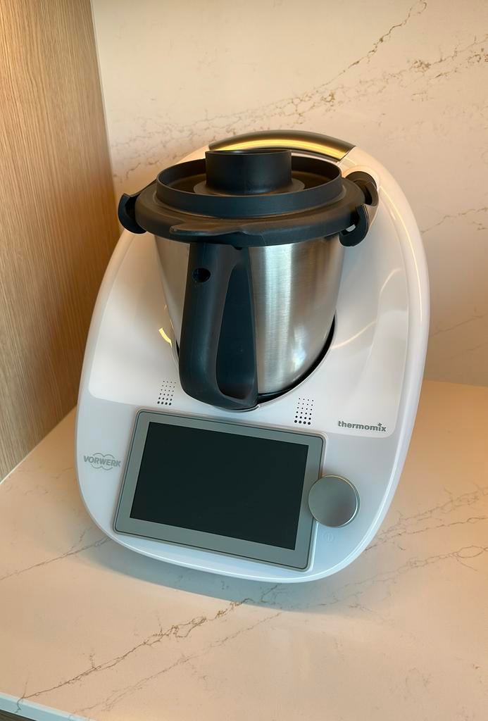 Thermomix tm6 met extra mengbeker, Elektronische apparatuur, Keukenmixers, Ophalen, Zo goed als nieuw