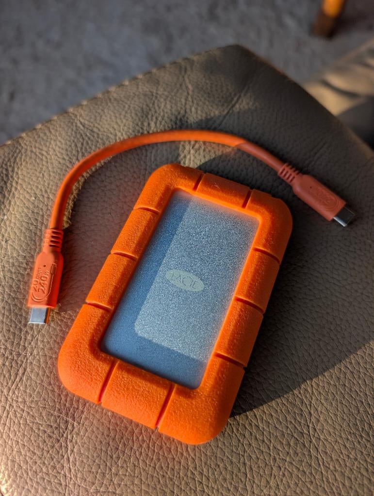 LaCie externe SSD van 2 TB, Computers en Software, Harde schijven, LaCie, SSD, Ophalen of Verzenden, Zo goed als nieuw