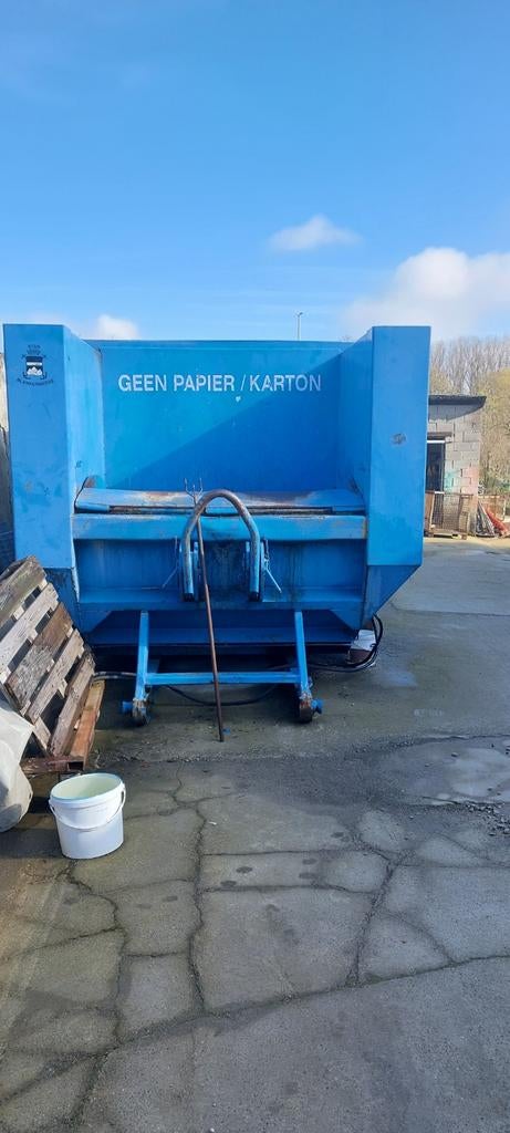 Récipient de presse, Articles professionnels, Enlèvement