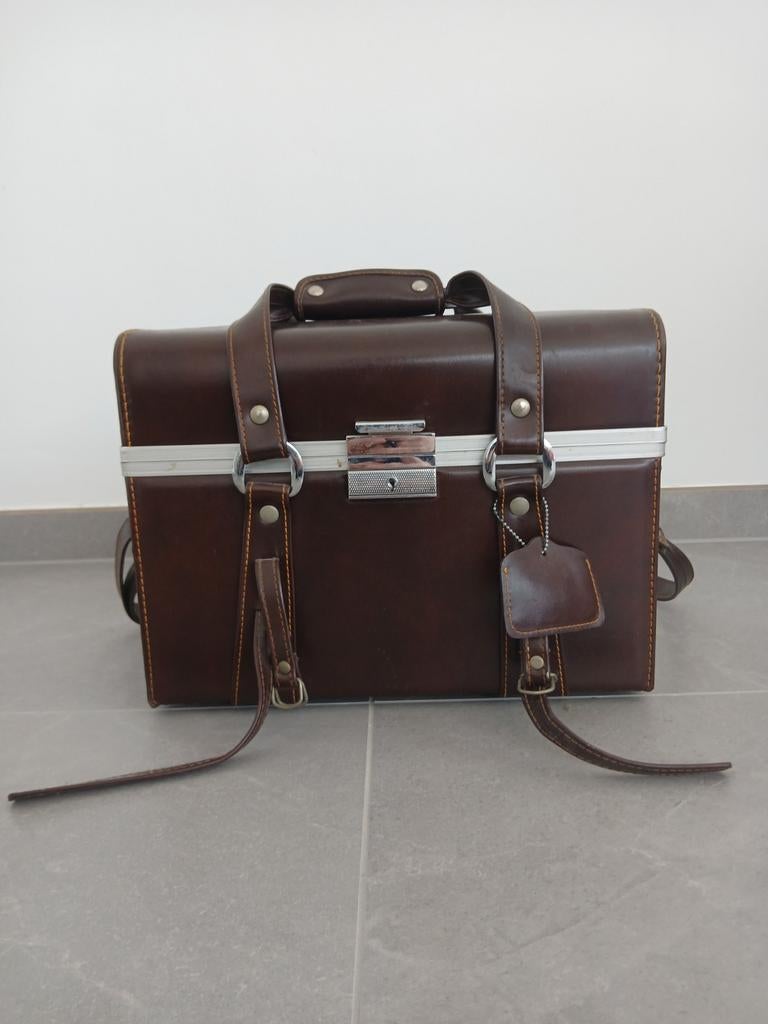 Vintage Yashica TL-Electro Camera + 2 Japanese leren tassen., Enlèvement, Utilisé