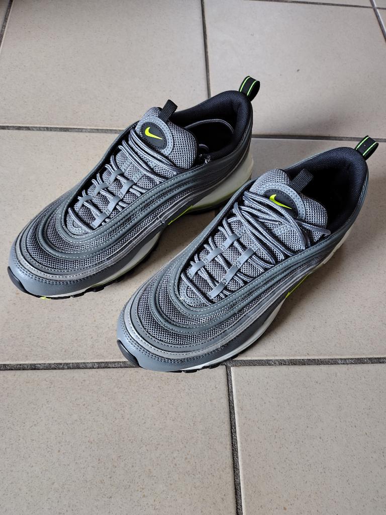 Nike Air Max 97 sportschoenen maat 45, Sport en Fitness, Ophalen of Verzenden, Zo goed als nieuw, Hardloopschoenen, Nike