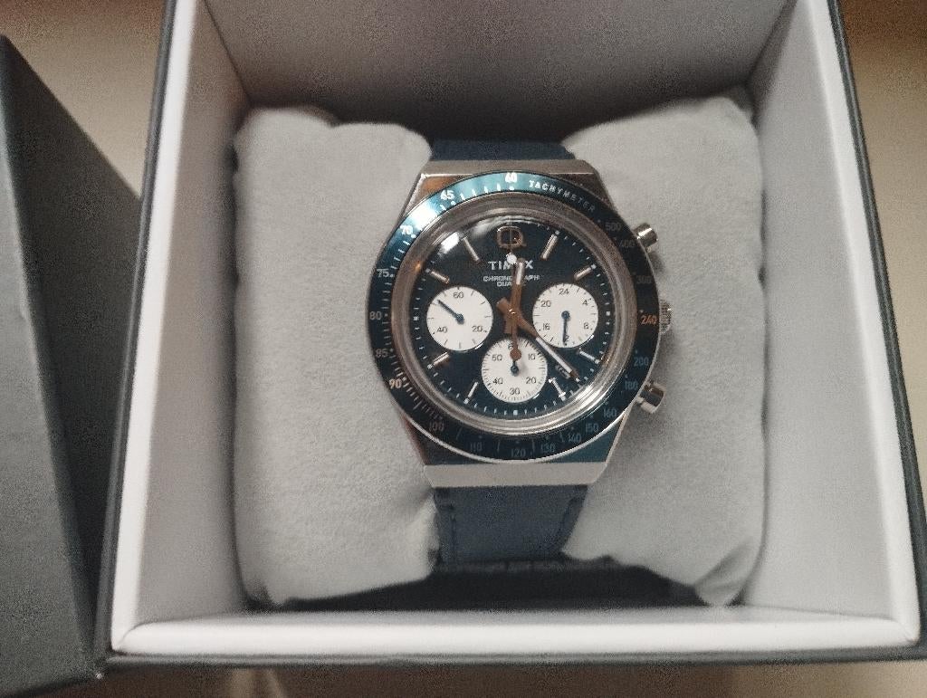 Montre Timex Q Chronograph, Montre-bracelet, Autres marques, Cuir, Enlèvement