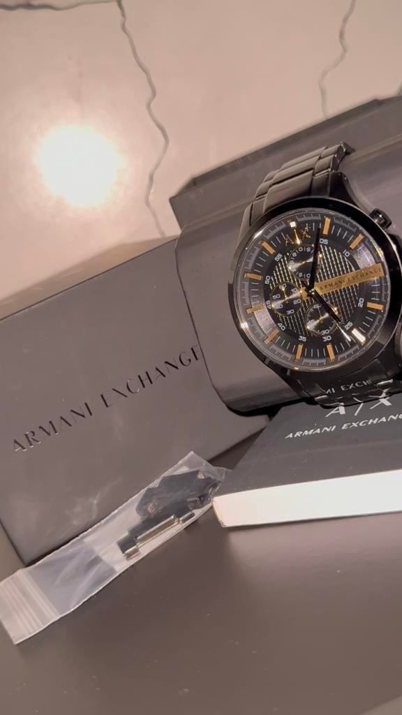 Armani Exchange herenhorloge – zwart/goud chronograaf, Handtassen en Accessoires, Horloges | Heren, Ophalen, Zo goed als nieuw