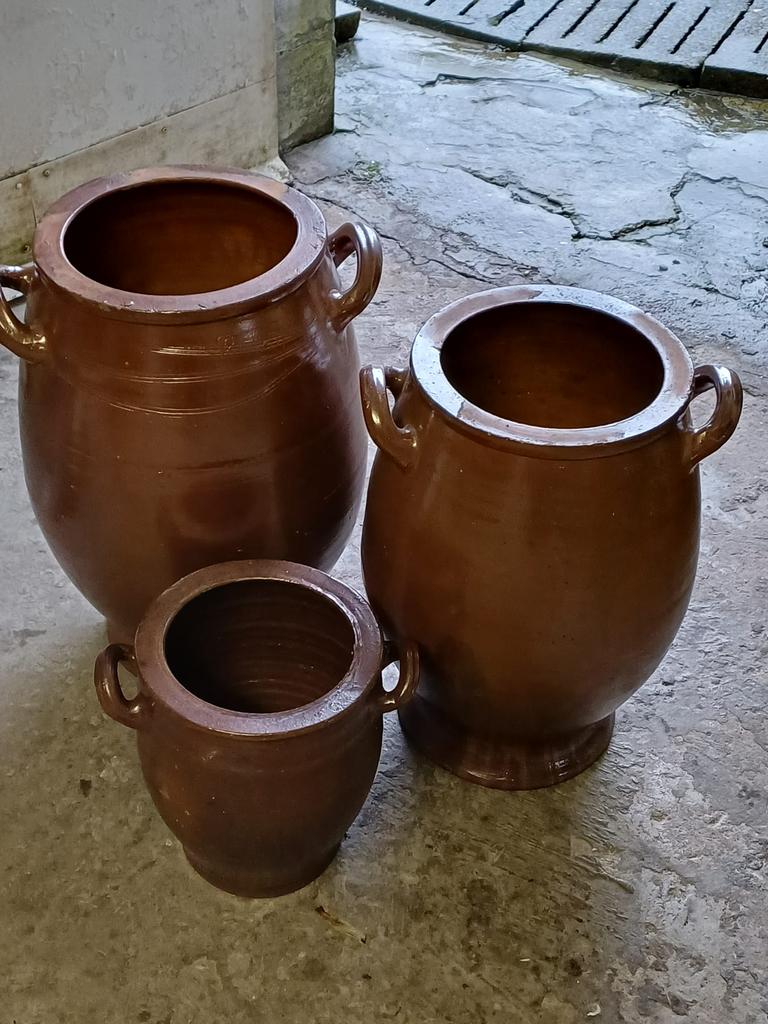 Aarden kruiken, Ophalen