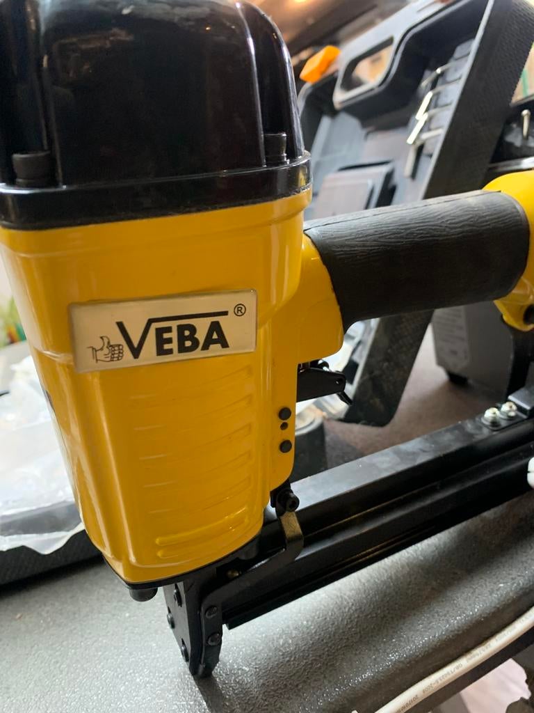 Nagelschieter, Doe-het-zelf en Bouw, Ophalen, Nieuw