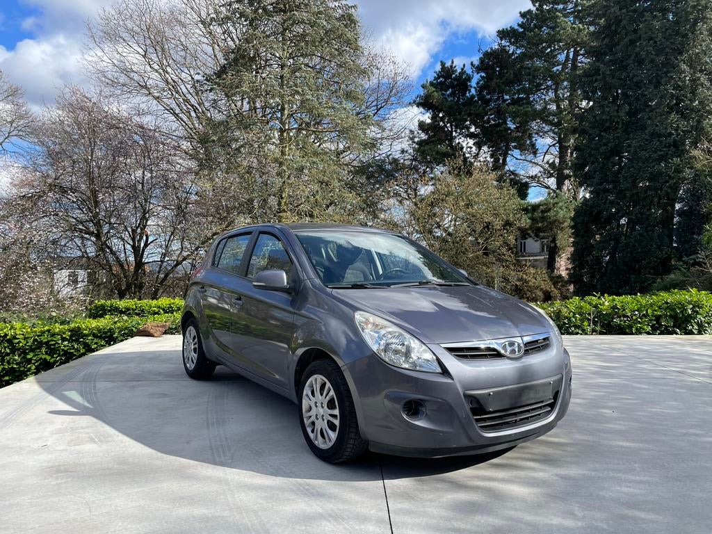Hyundai i20 bleue 1er propriétaire 153.000km, Auto's, Voorwielaandrijving, Euro 5, Stof, Zwart