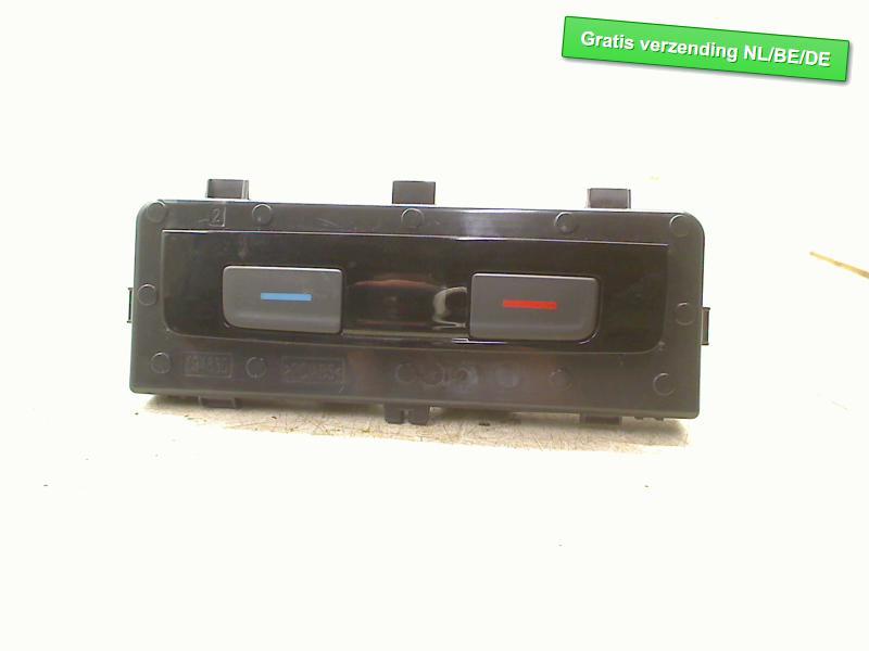 KACHEL BED. PANEEL achter Passat Variant (3G5) (3G0907049D), Gebruikt, De Bloemendaal 21 21
5221 EB  'S HERTOGENBOSCH, NL, Info@123Parts.nl