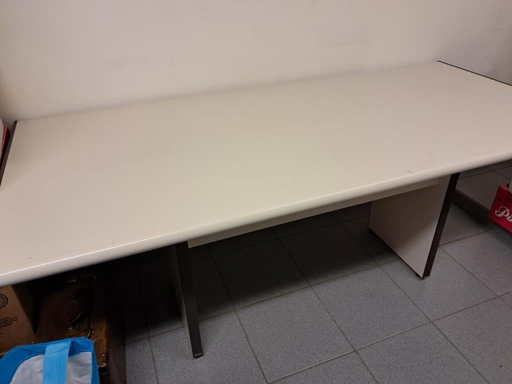 Tafel/bureau, Huis en Inrichting, Bureaus, Ophalen