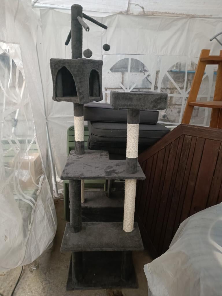 Arbre à chats 180cm de haut, impeccable, Ophalen