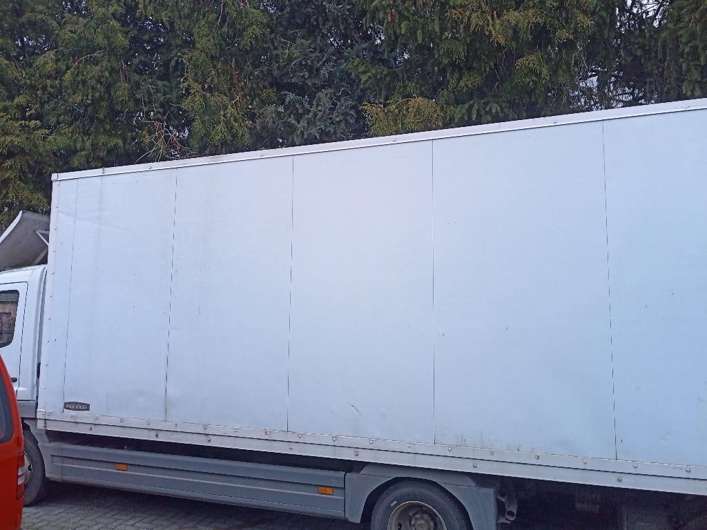 vrachtwagen Atego 818, Auto-onderdelen, Ophalen