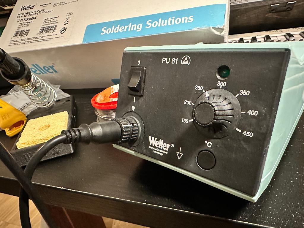 Weller WS 81 Soldeerstation met extra's (Neutrik, Jokari, .), Enlèvement ou Envoi, Comme neuf