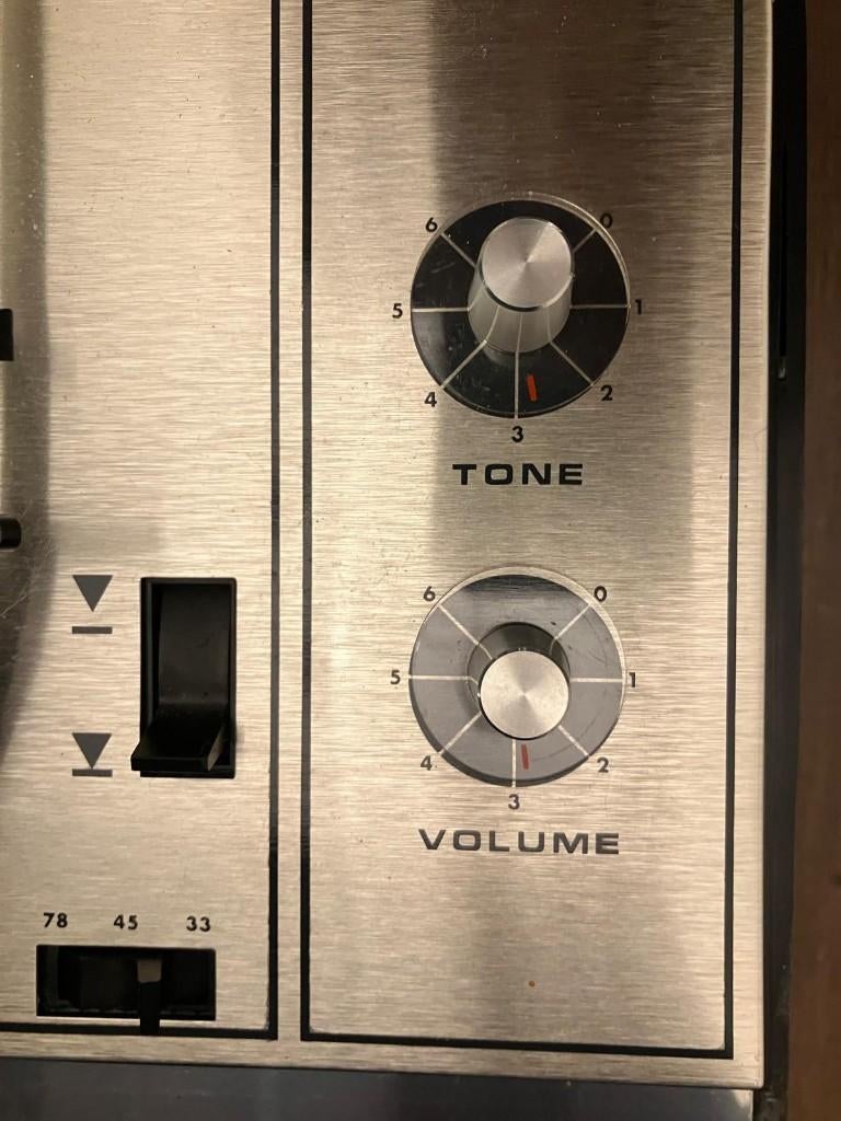 ❇️ ❇️ ❇️ 3x platenspeler op batterijen 70ies philips siera, Audio, Tv en Foto, Platenspelers, Gebruikt, Platenspeler, Philips