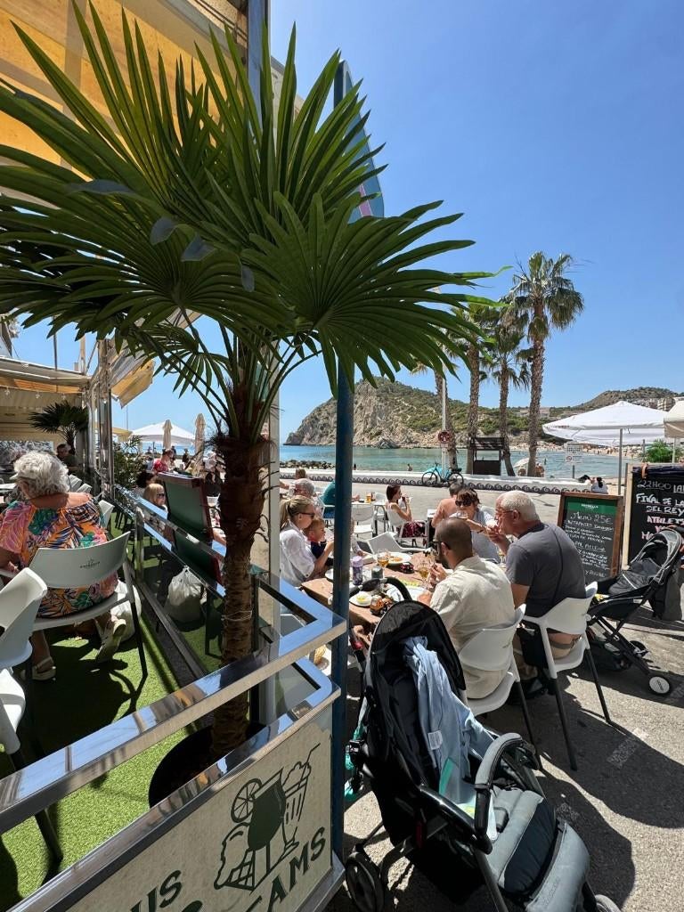 RESTAURANT 1ère LIGNE- FOND DE COMMERCE BENIDORM, 200 m², Autres types, Benidorm, Espagne