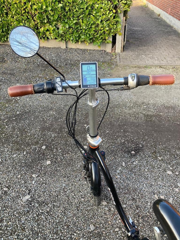 E-move F200 plooifiets met garantie, Fietsen en Brommers, Ophalen, Gebruikt, Versnellingen, Afschrijverslaan 1, 9140 Temse