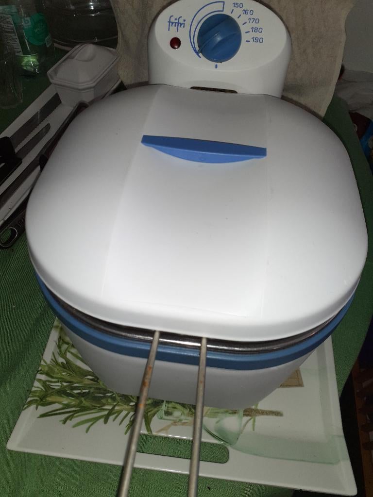 Friteuse Frifri, 3 tot 4 liter, Ophalen, Uitneembare binnenpan