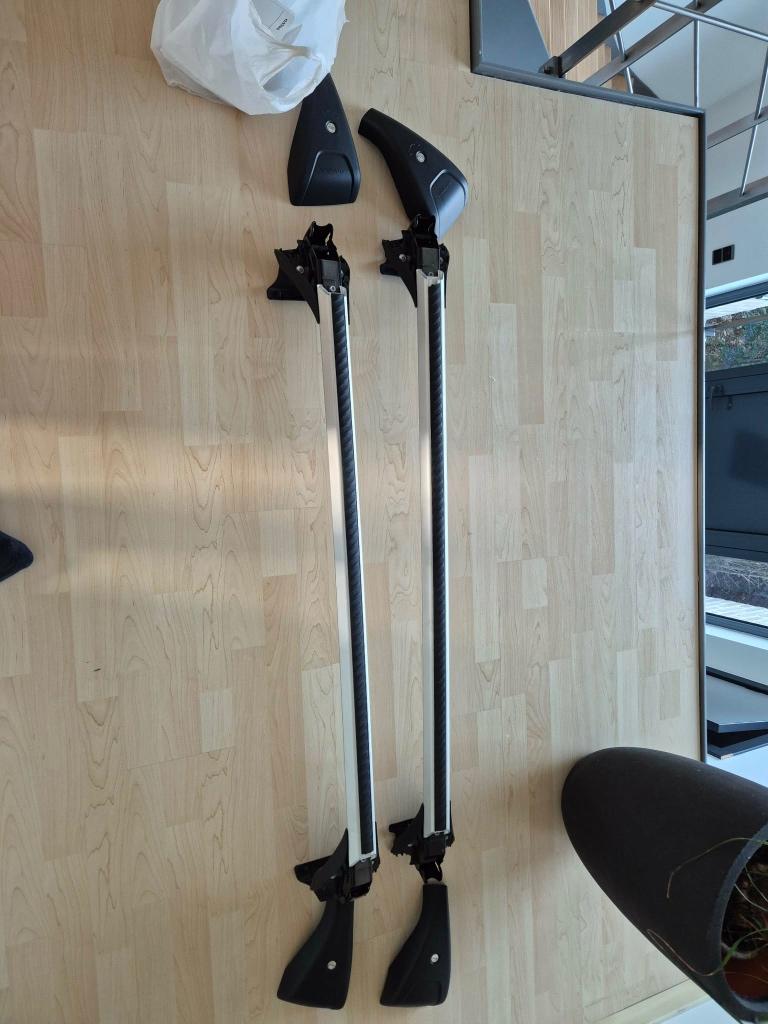 Dakrails V60, Auto diversen, Dakdragers, Ophalen, Zo goed als nieuw