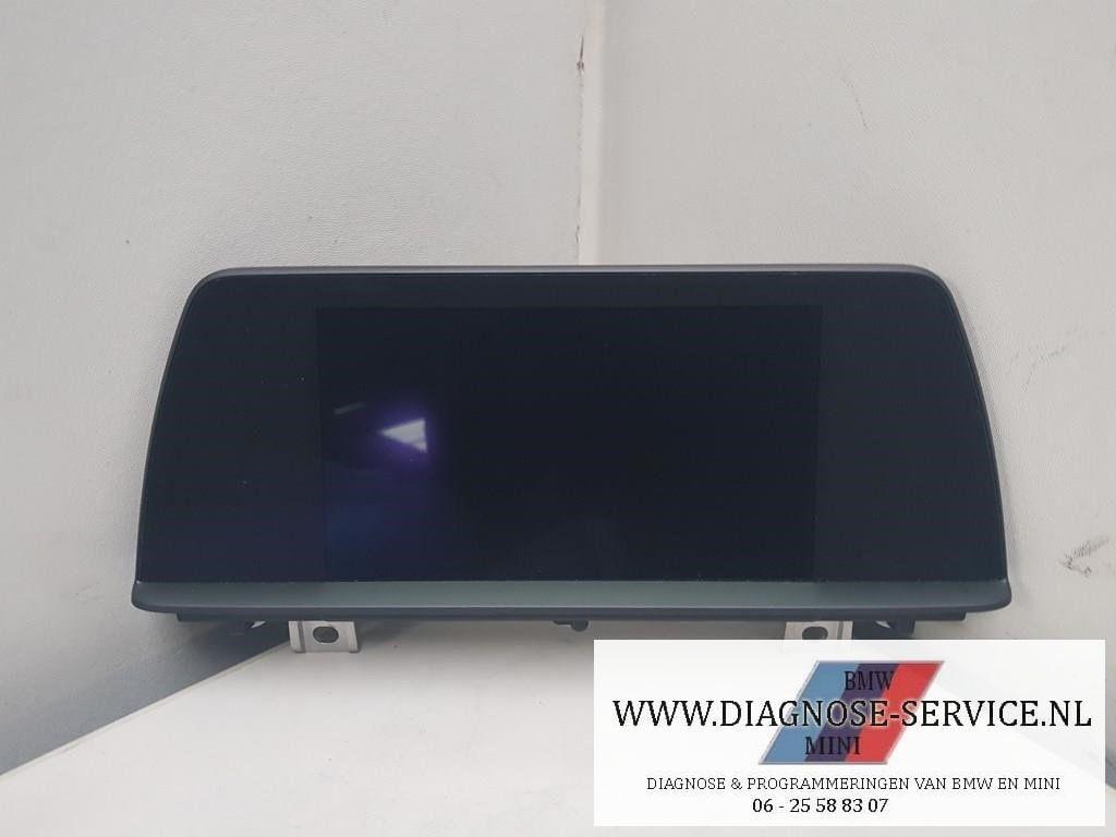 BMW 1er F20  2er F22  basis (klein) Navigatie scherm 9322121, Gebruikt, -, -, Ophalen of Verzenden