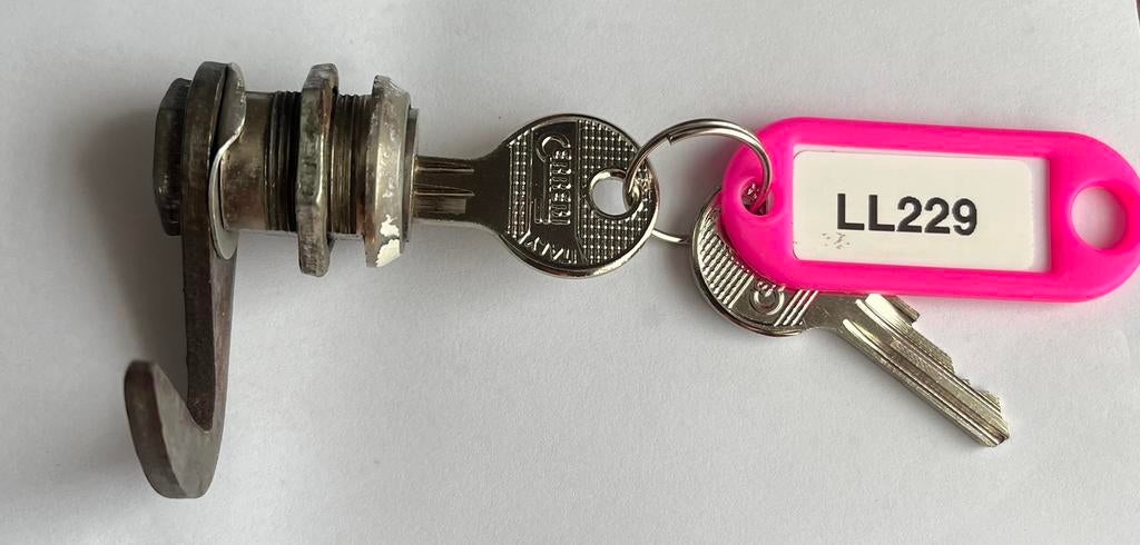 Gezocht slotjes/sleutels shovelhead panhead Harley Davidson, Envoi, Comme neuf