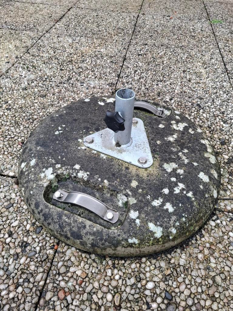 Parasolvoet uit steen, Ophalen of Verzenden, Parasolvoet