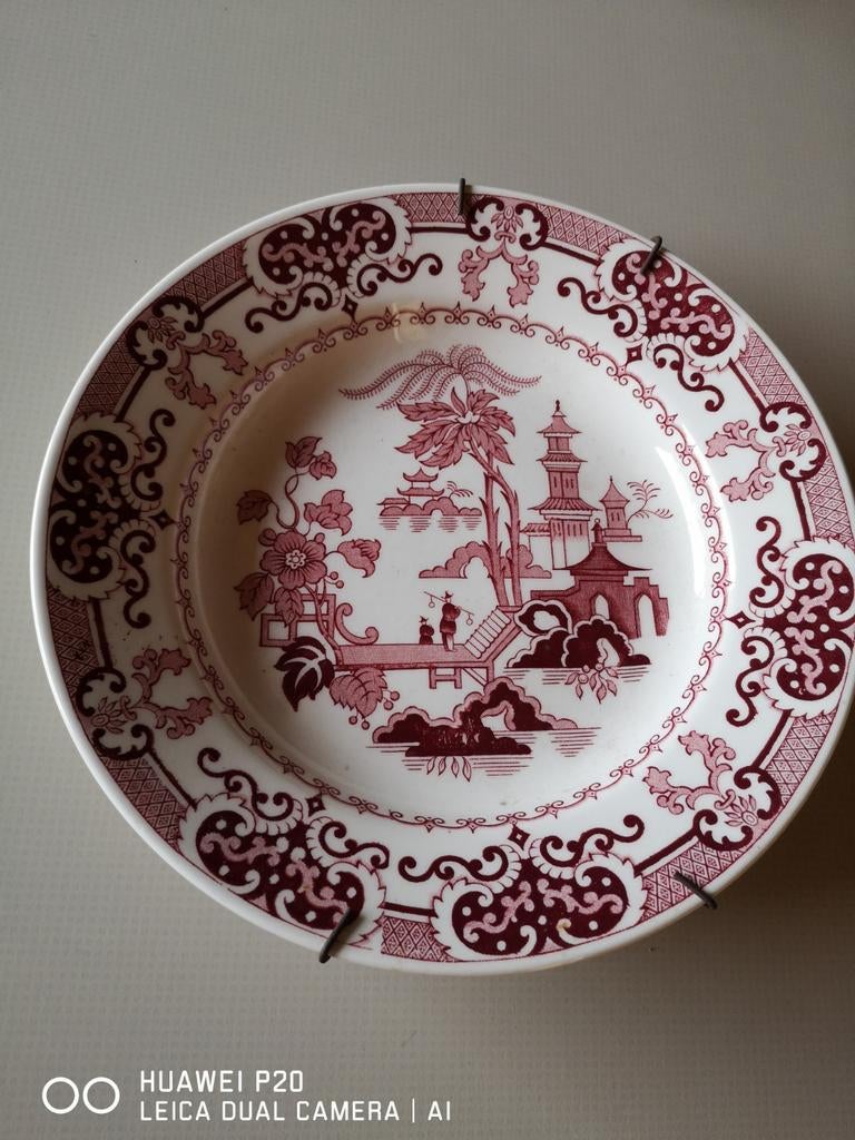 Assiette vintage "Petrus Regout" Maastricht, Enlèvement ou Envoi