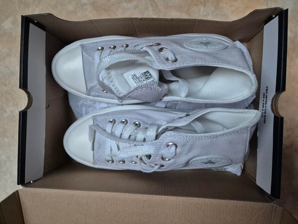 Converse, Ophalen, Zo goed als nieuw