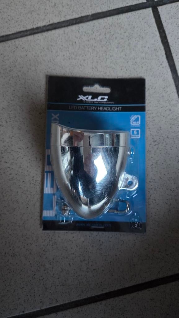 Fietslamp LED, Fietsen en Brommers, Waterbestendig, Batterij, Voorlicht, Nieuw