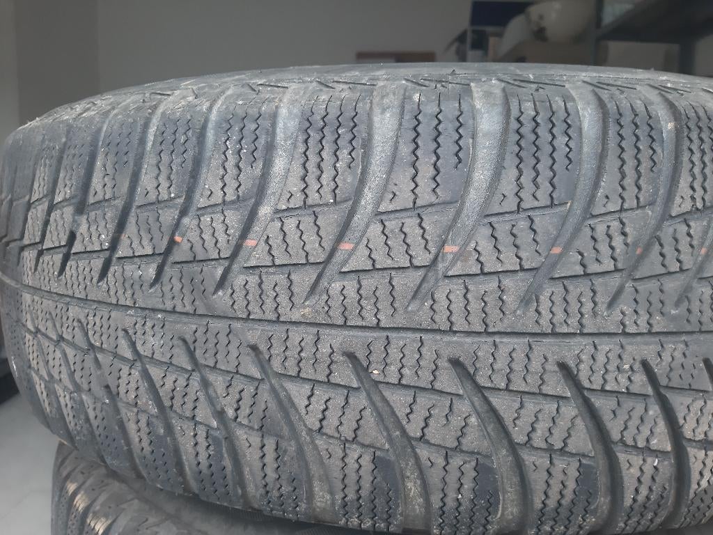 Pneus neige, Pneus hiver, Véhicule de tourisme, 205 mm, Enlèvement