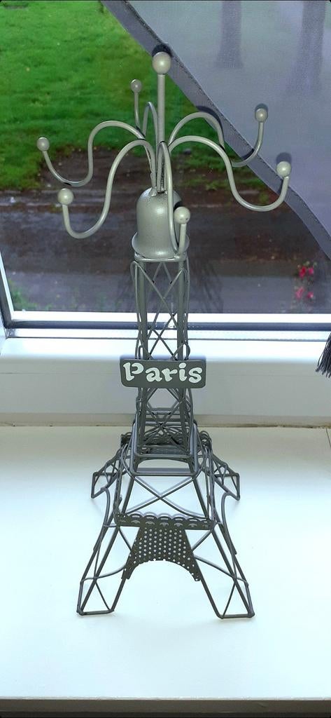 Porte bijoux métal tour eiffel a saisir ️↙️, Enlèvement, Neuf, Pendentif