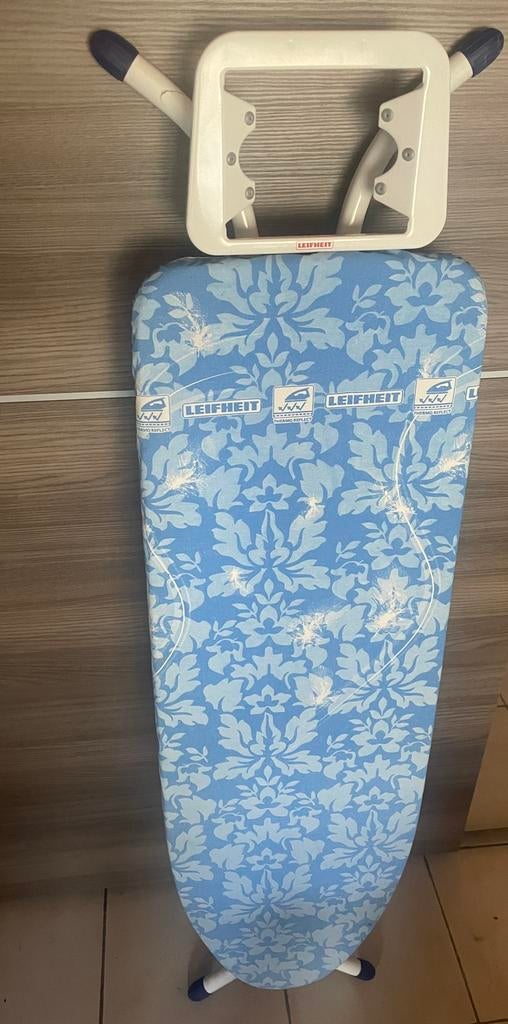 Leifheit Air Board M Compact strijkplank, Ophalen, Zo goed als nieuw