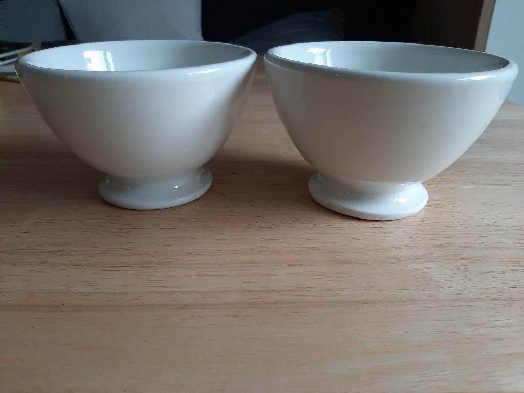 2 bols Royal Boch blancs, Antiquités & Art, Enlèvement ou Envoi