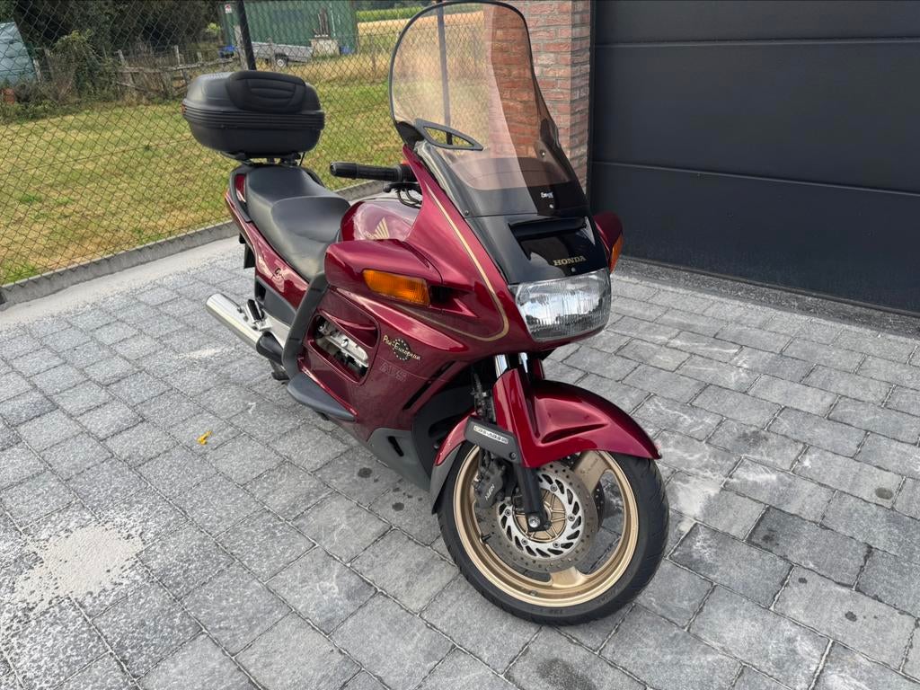 Honda pan european st 1100 abs