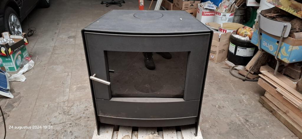 Mazoutkachel Nestor Martin 10 kW, Huis en Inrichting, Ophalen, Overige brandstoffen, Houtkachel, Zo goed als nieuw